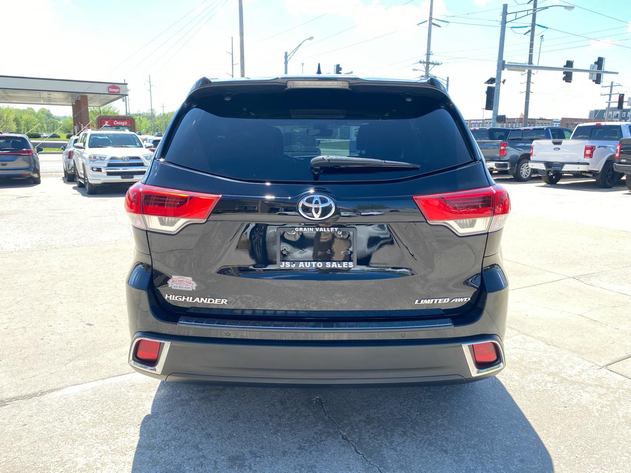Toyota Highlander  2018