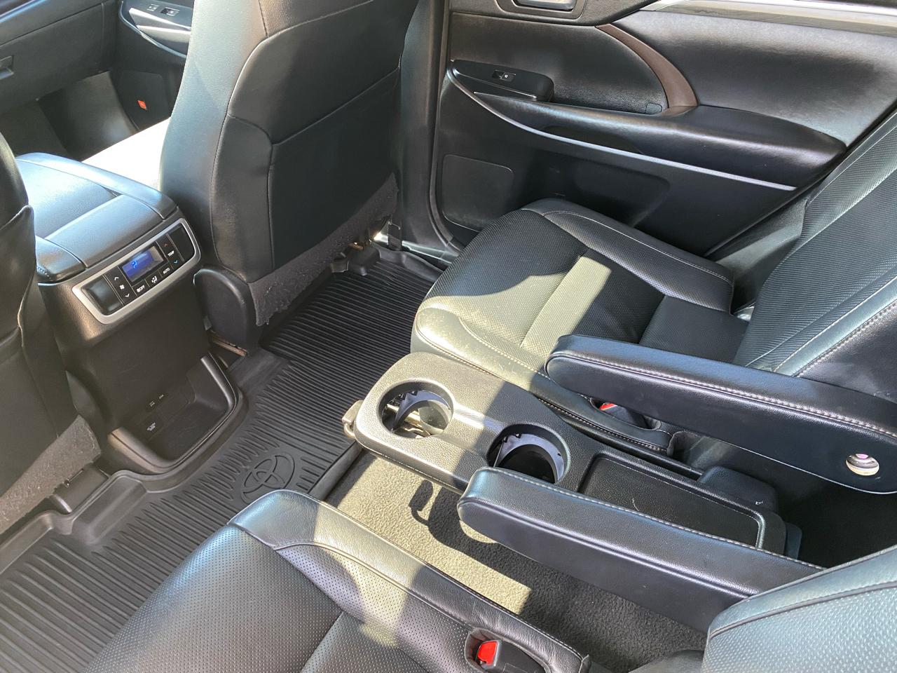 Toyota Highlander  2018