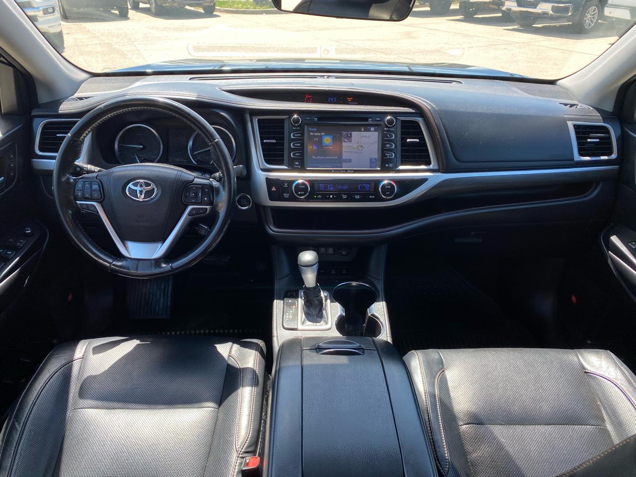 Toyota Highlander  2018