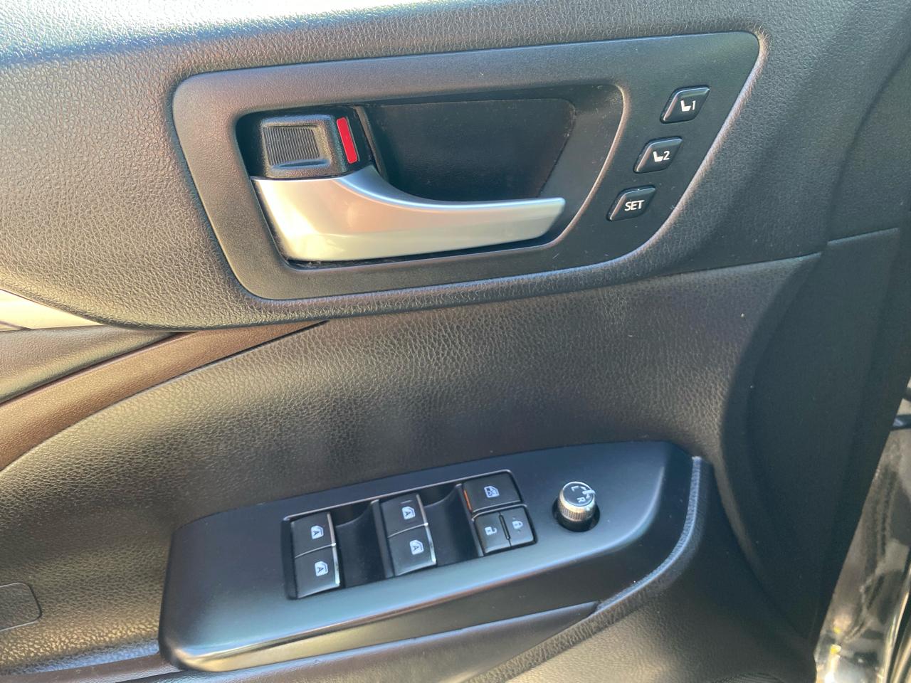 Toyota Highlander  2018