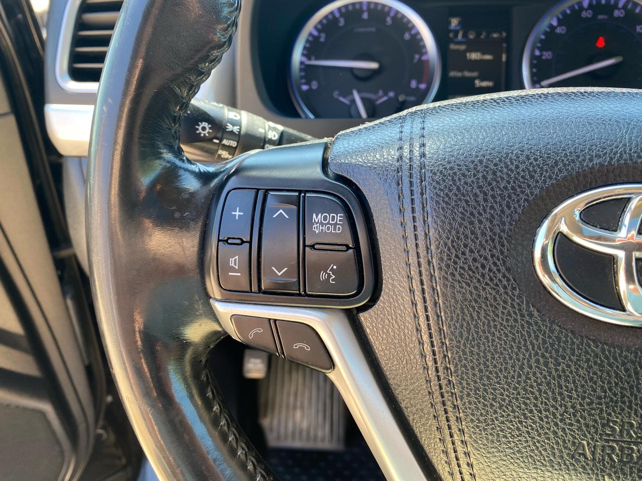 Toyota Highlander  2018