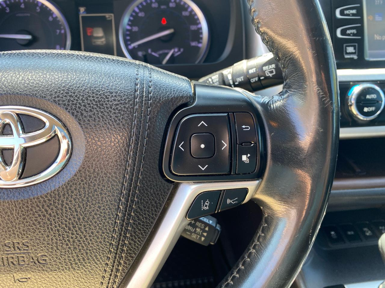 Toyota Highlander  2018