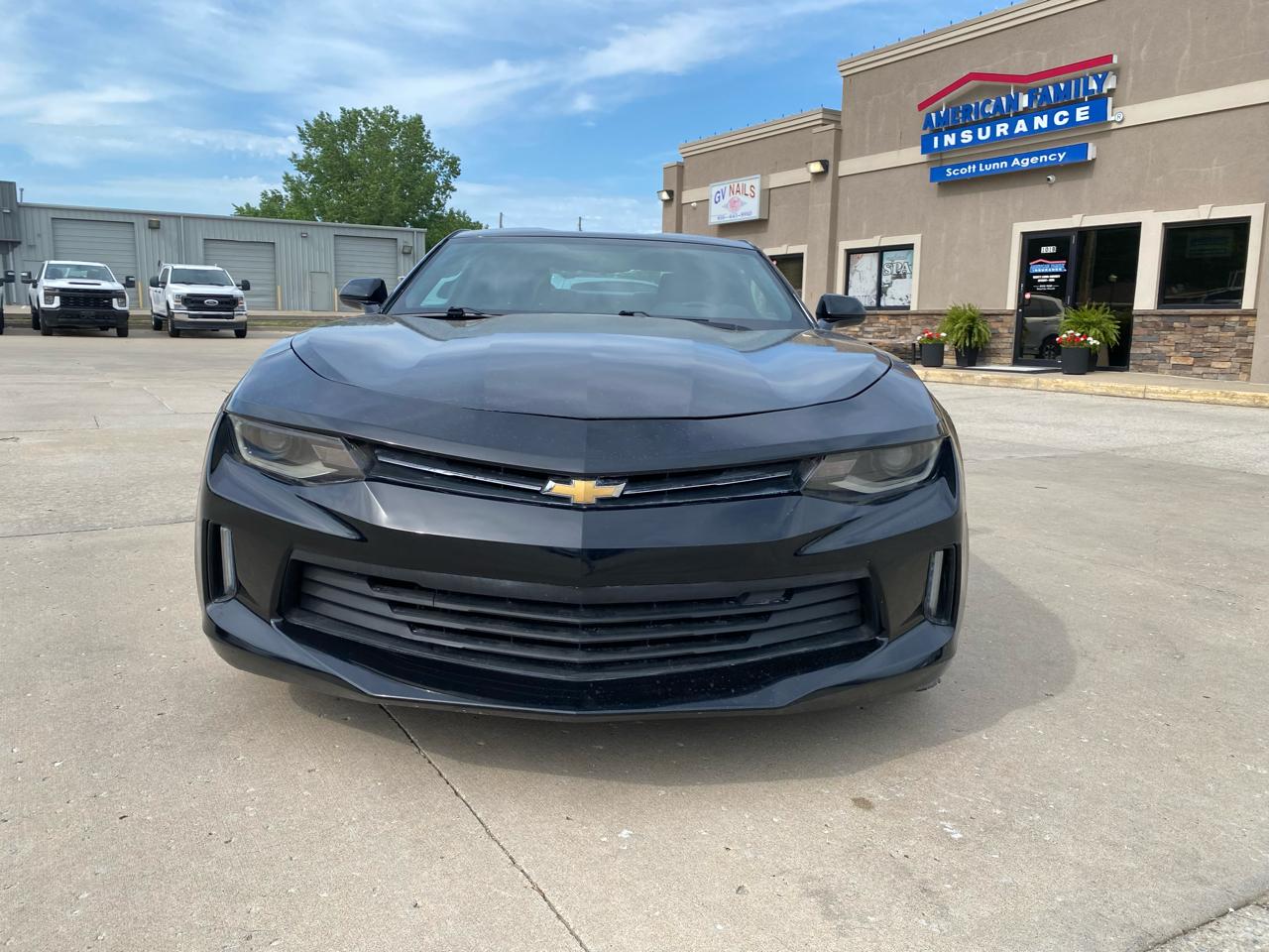 Chevrolet Camaro 2dr Cpe 1LT 2017