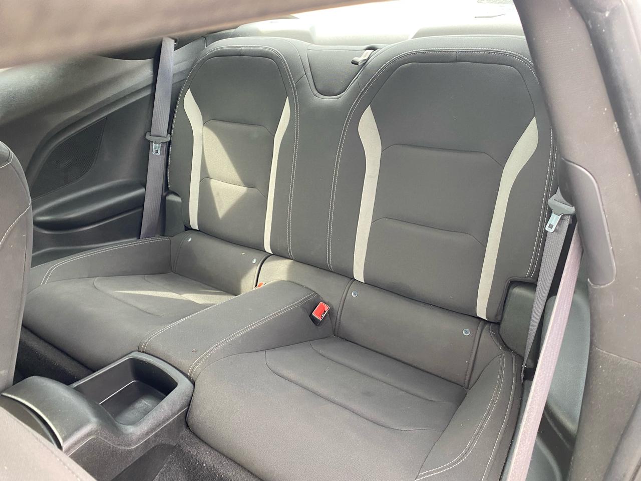 Chevrolet Camaro 2dr Cpe 1LT 2017