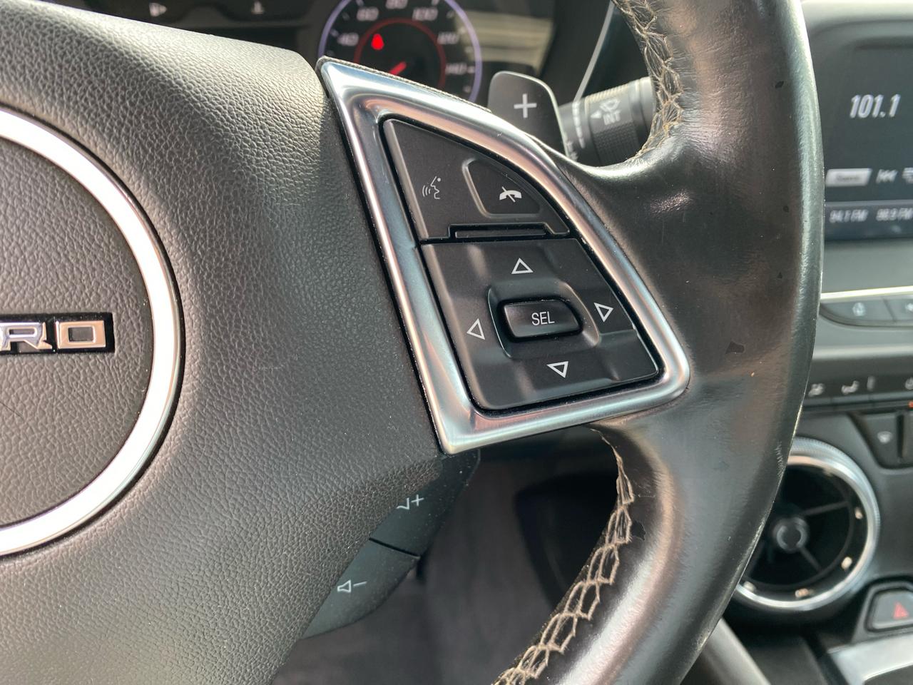 Chevrolet Camaro 2dr Cpe 1LT 2017