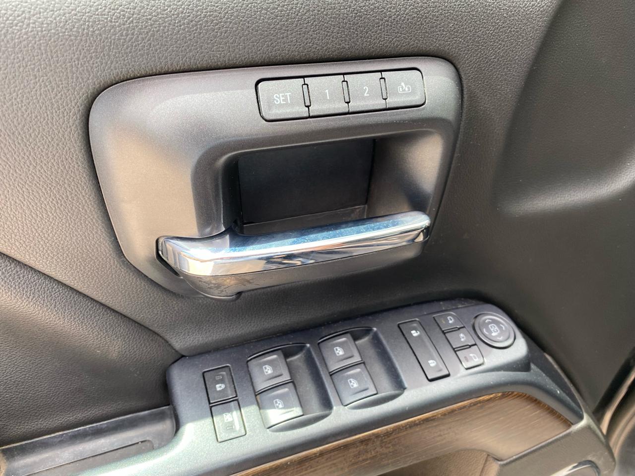 GMC Sierra 2500HD Denali Crew Cab 4WD 2018