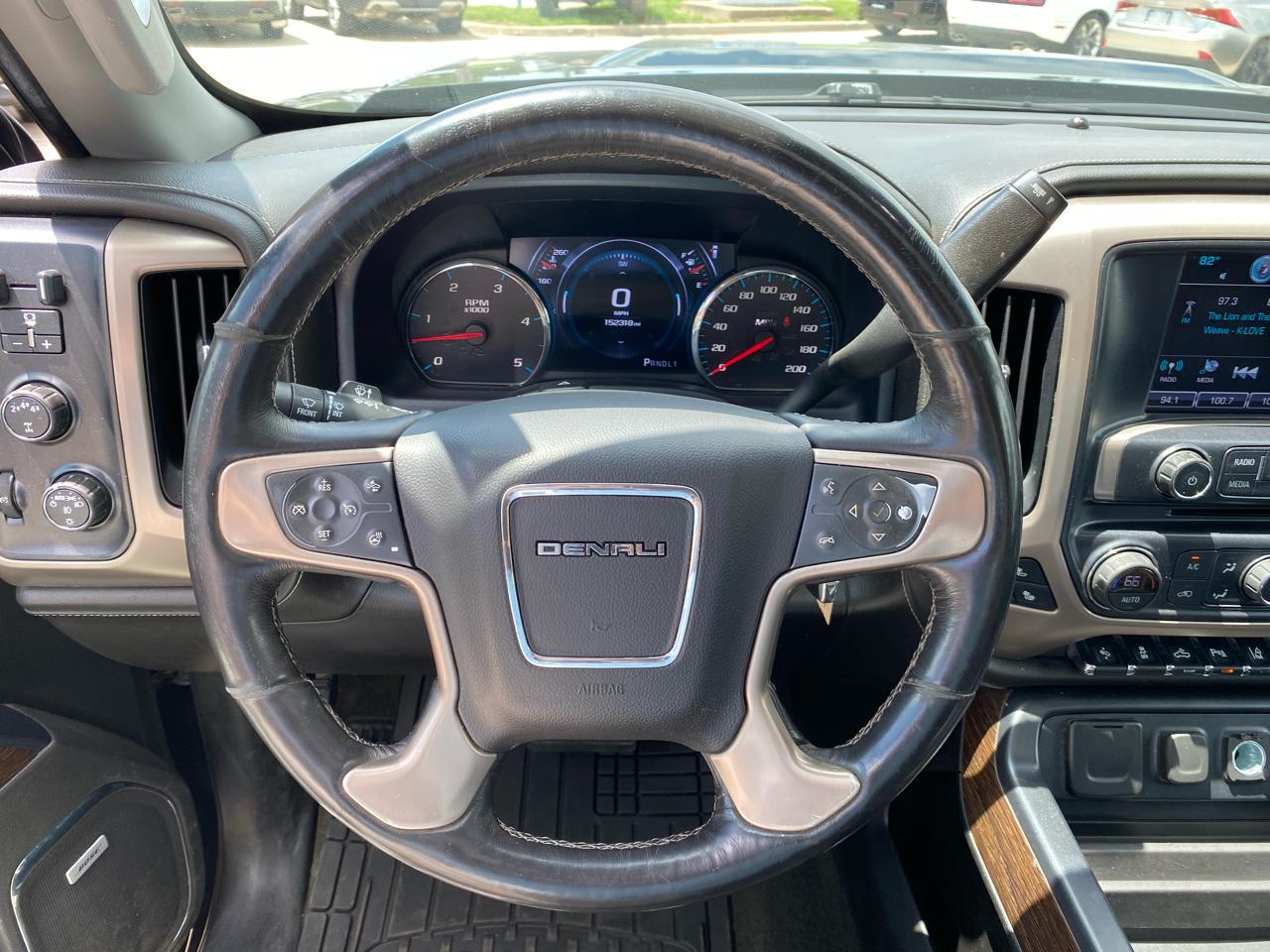 GMC Sierra 2500HD Denali Crew Cab 4WD 2018