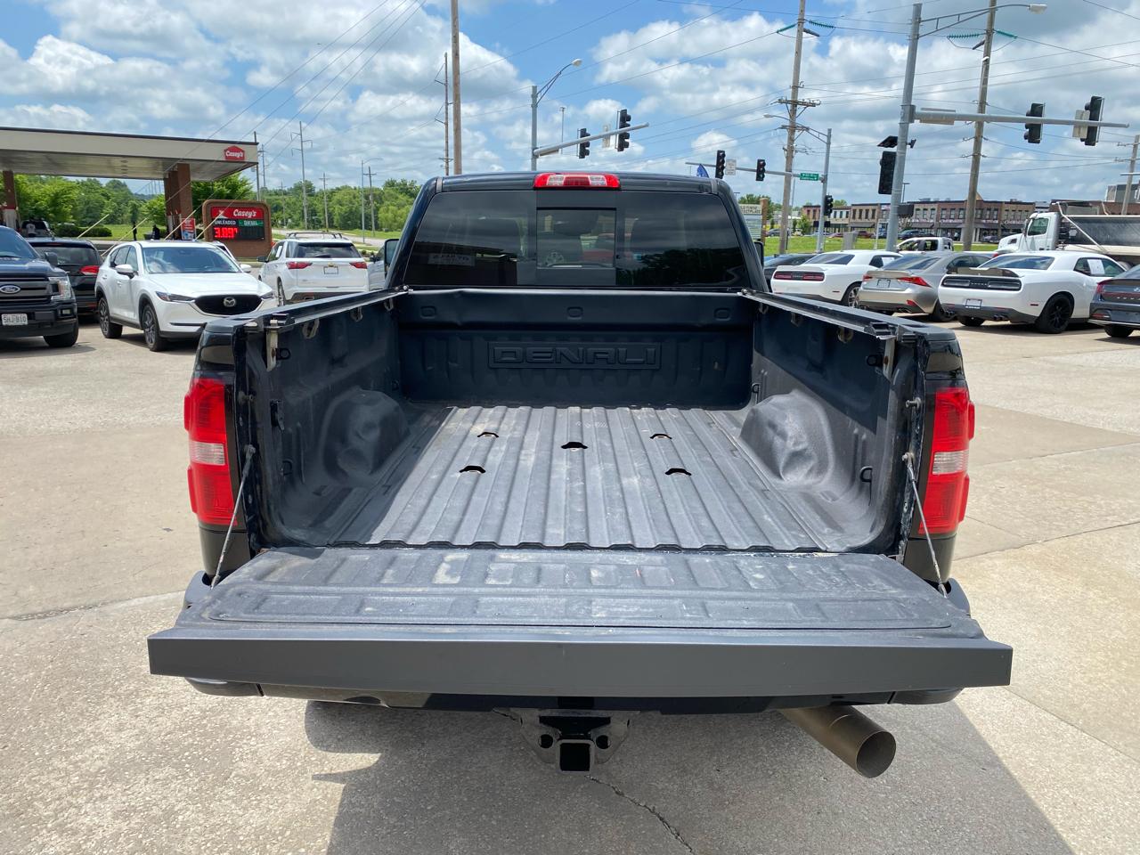 GMC Sierra 2500HD Denali Crew Cab 4WD 2018