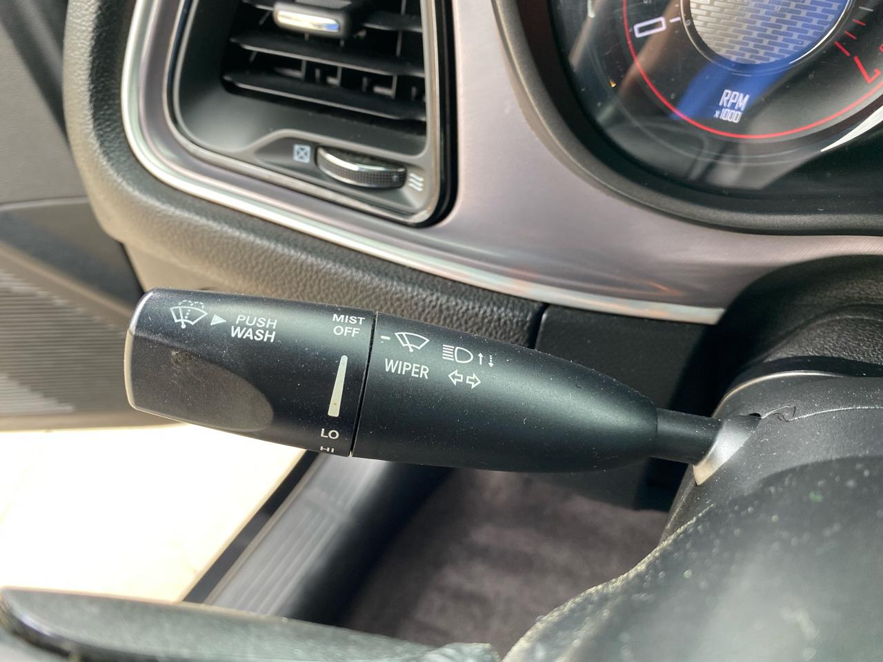 Dodge Challenger SXT Plus RWD 2019