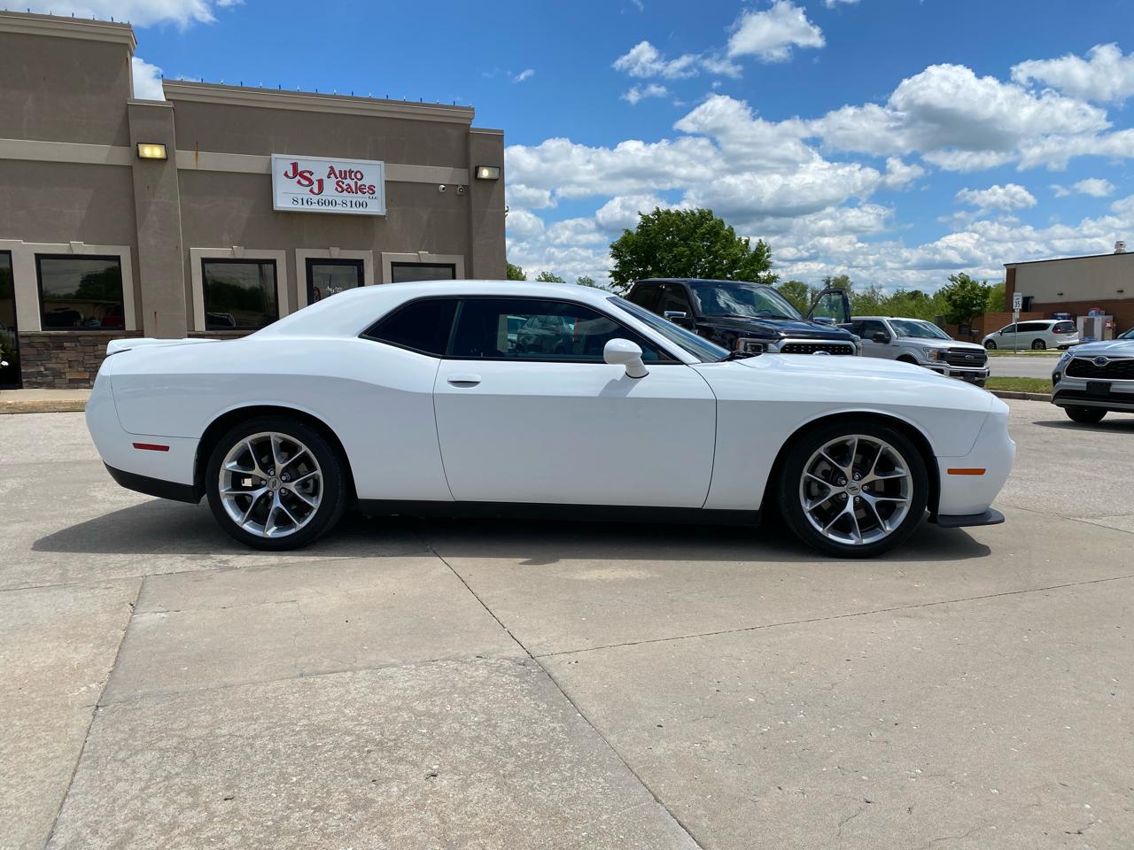 Dodge Challenger GT RWD 2022