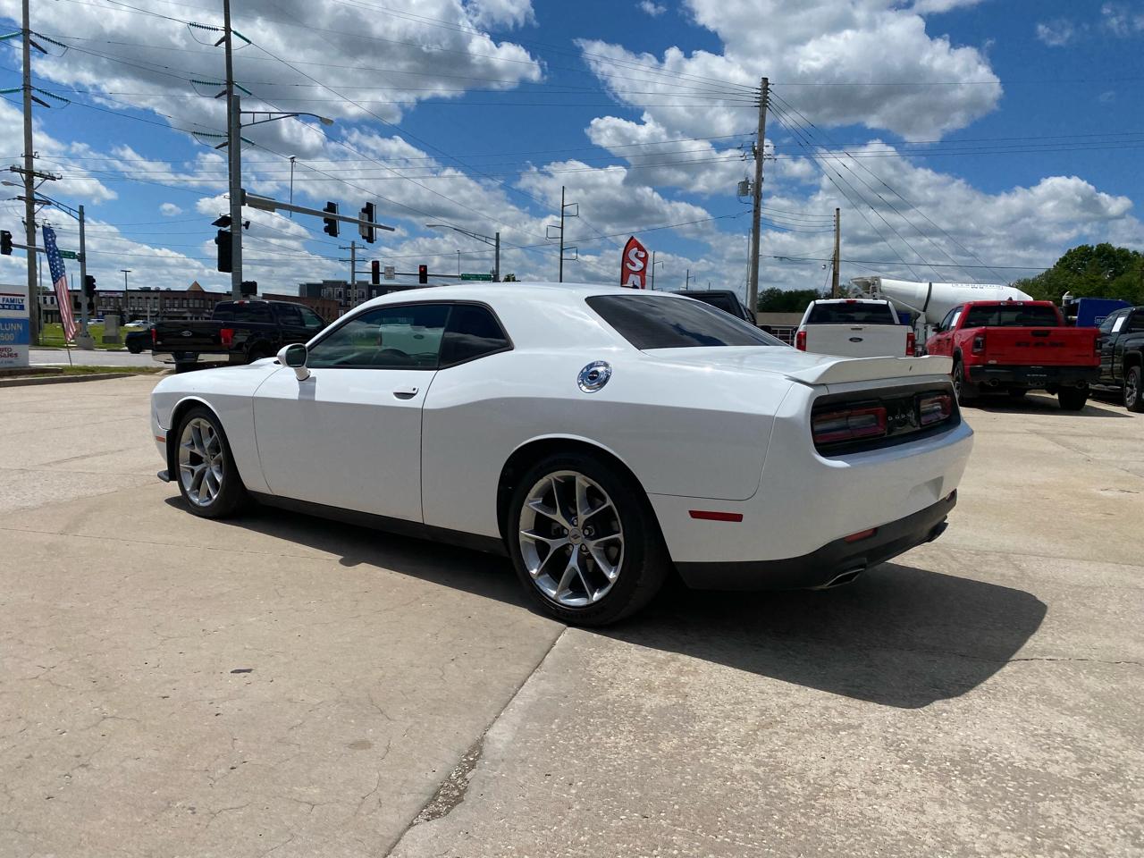 Dodge Challenger GT RWD 2022