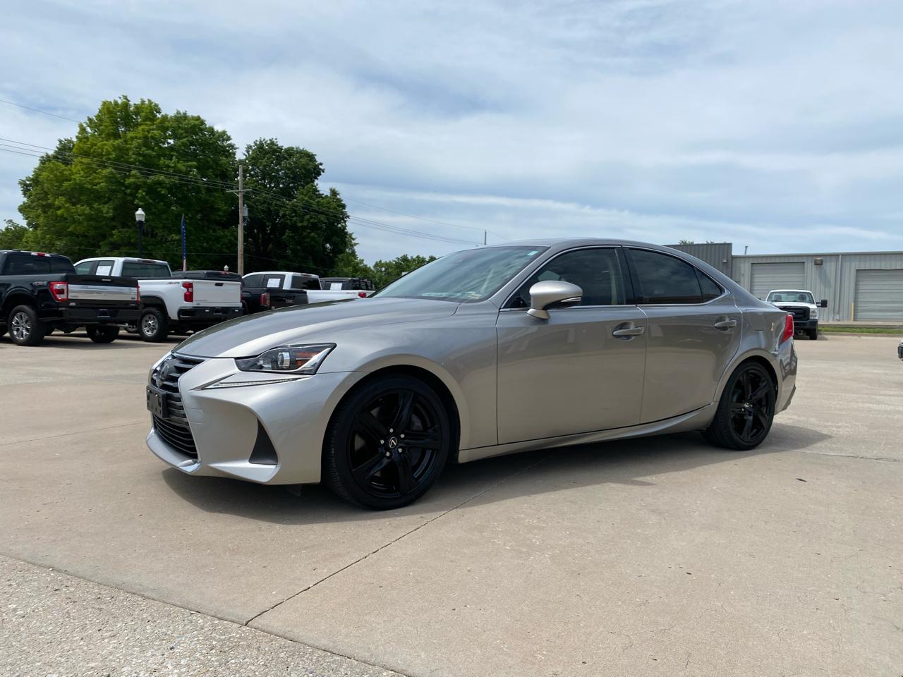 Lexus IS IS 300 AWD 2018