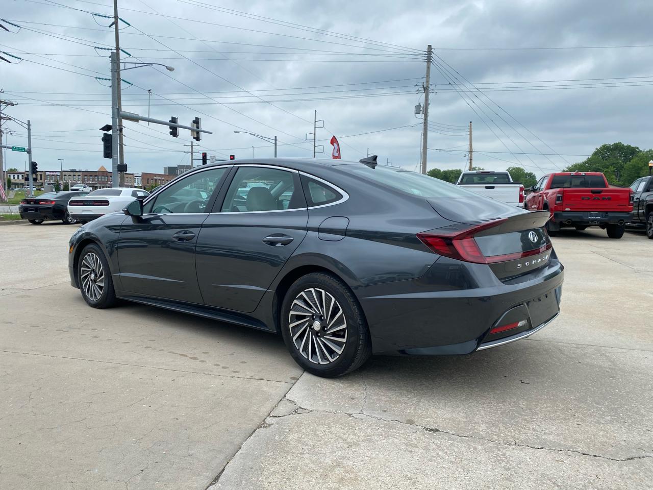 Hyundai Sonata Hybrid Limited 2.0L 2022