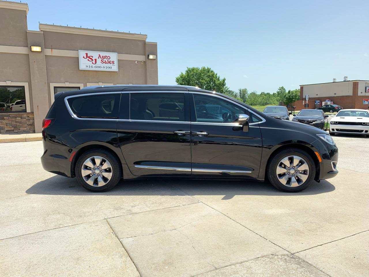 Chrysler Pacifica Hybrid Limited FWD 2018
