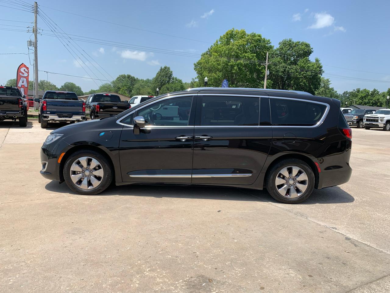 Chrysler Pacifica Hybrid Limited FWD 2018