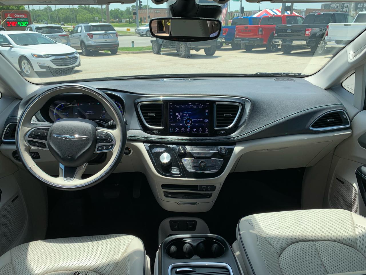 Chrysler Pacifica Hybrid Limited FWD 2018