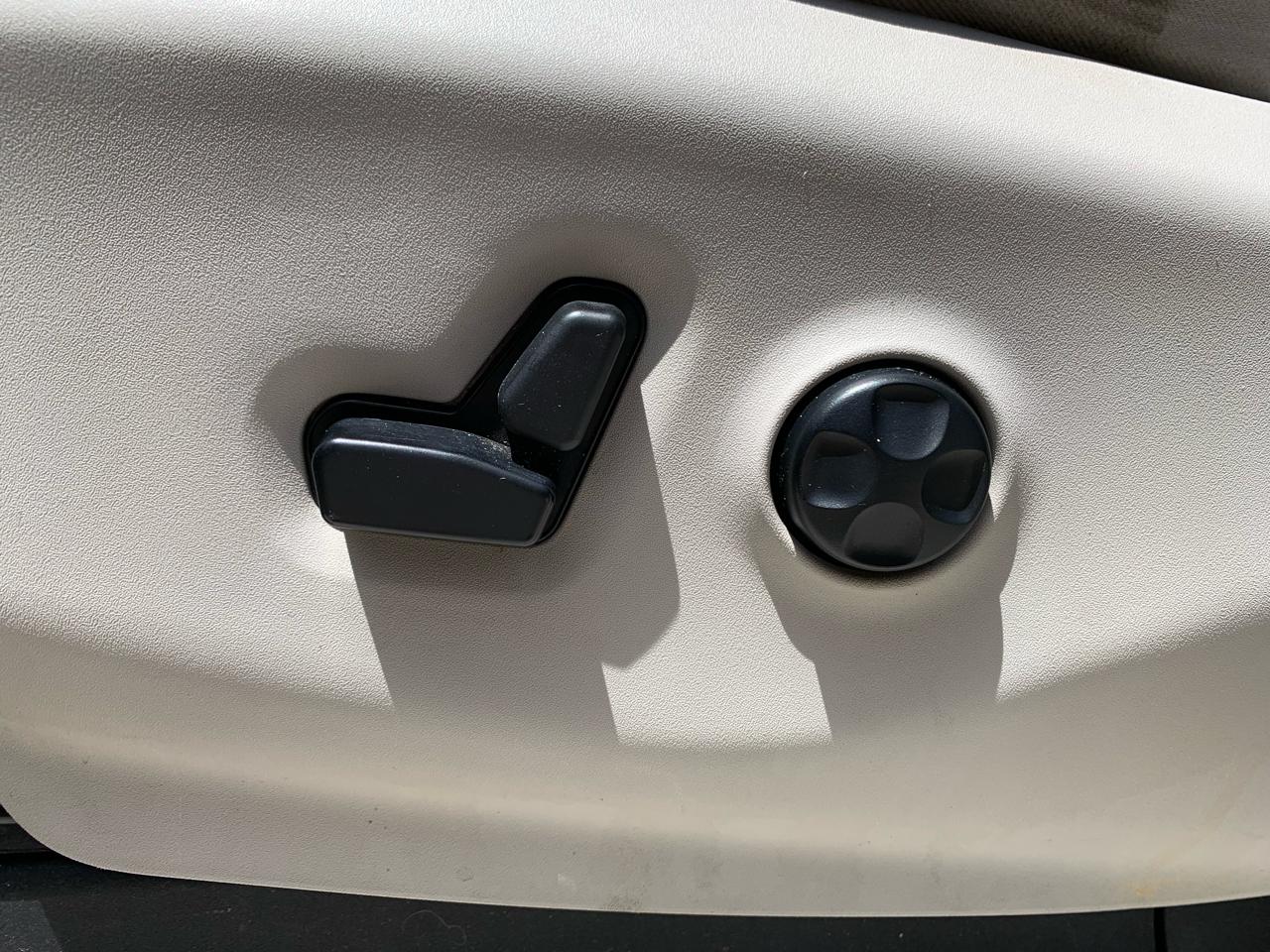 Chrysler Pacifica Hybrid Limited FWD 2018