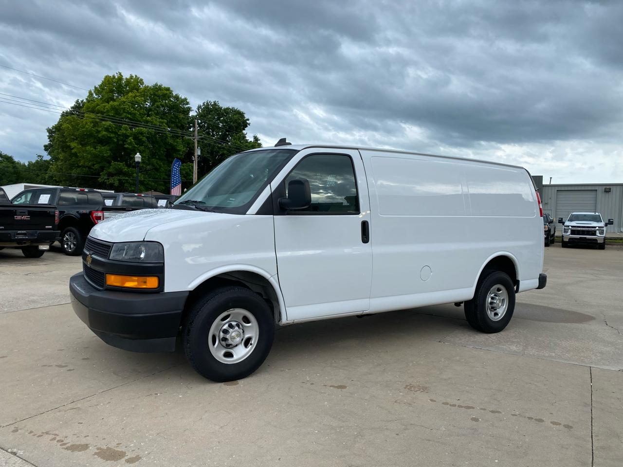 Chevrolet Express Cargo Van  2021