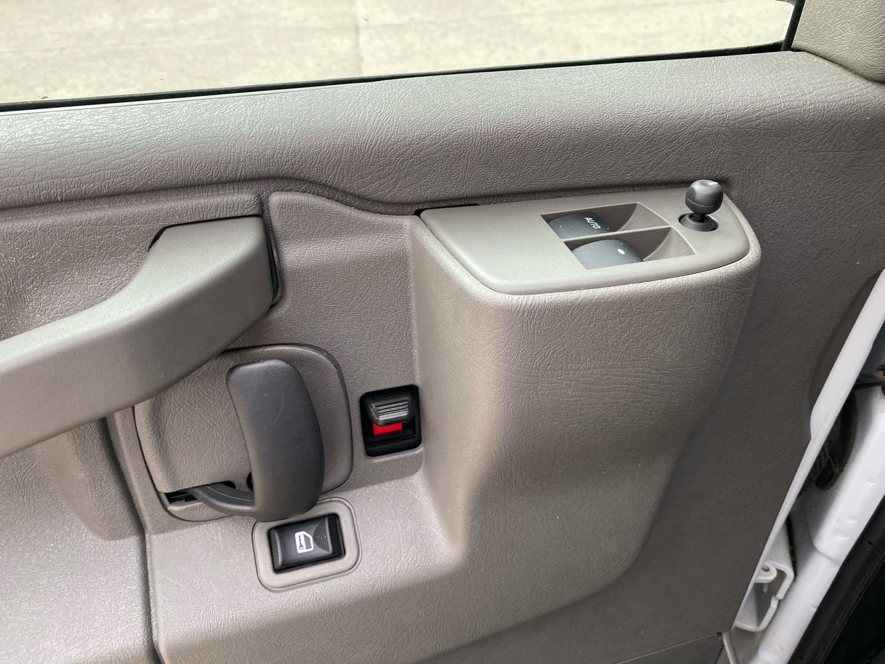 Chevrolet Express Cargo Van  2021