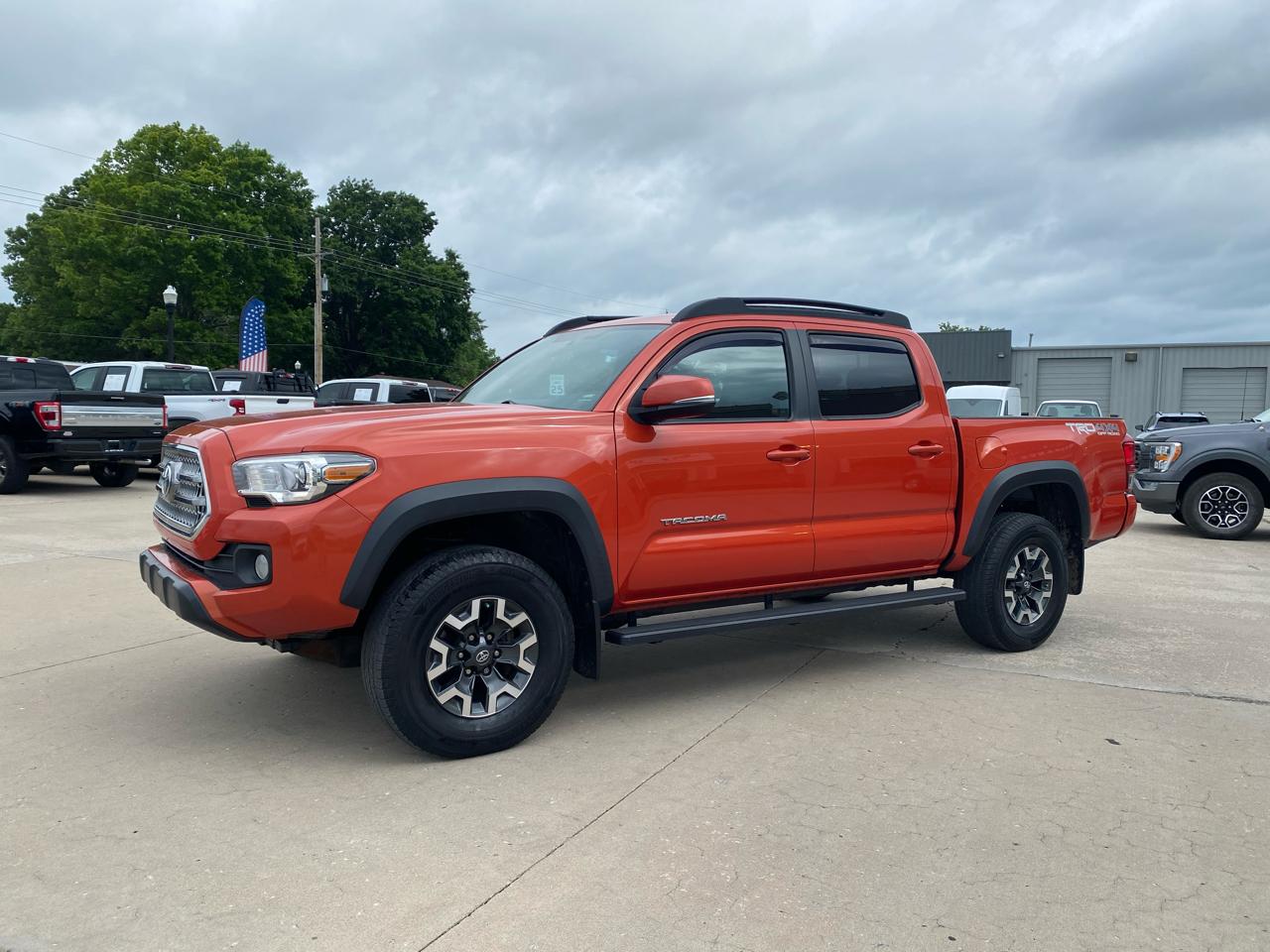 Toyota Tacoma  2017