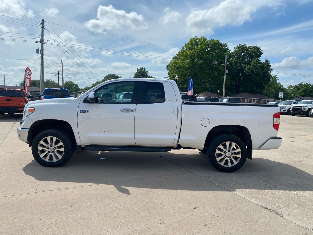 Toyota Tundra Limited Double Cab 5.7L 4WD 2014