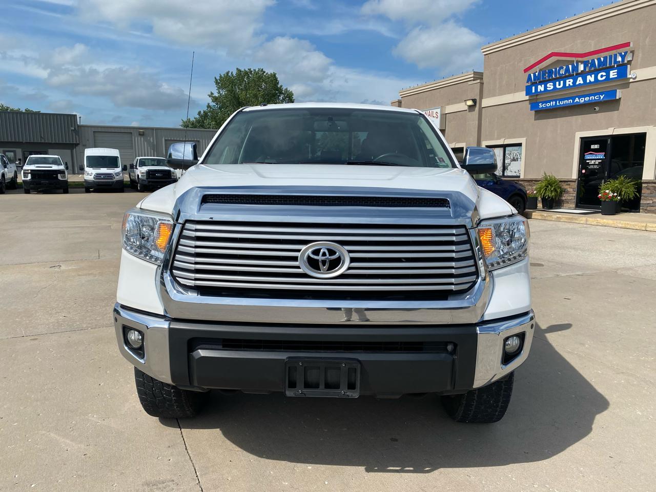 Toyota Tundra Limited Double Cab 5.7L 4WD 2014