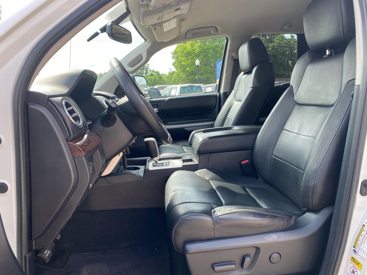 Toyota Tundra Limited Double Cab 5.7L 4WD 2014