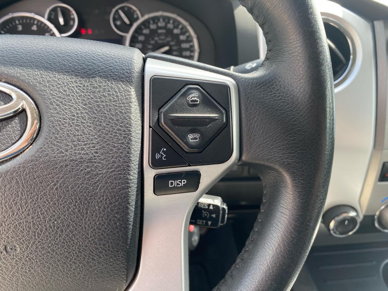 Toyota Tundra Limited Double Cab 5.7L 4WD 2014