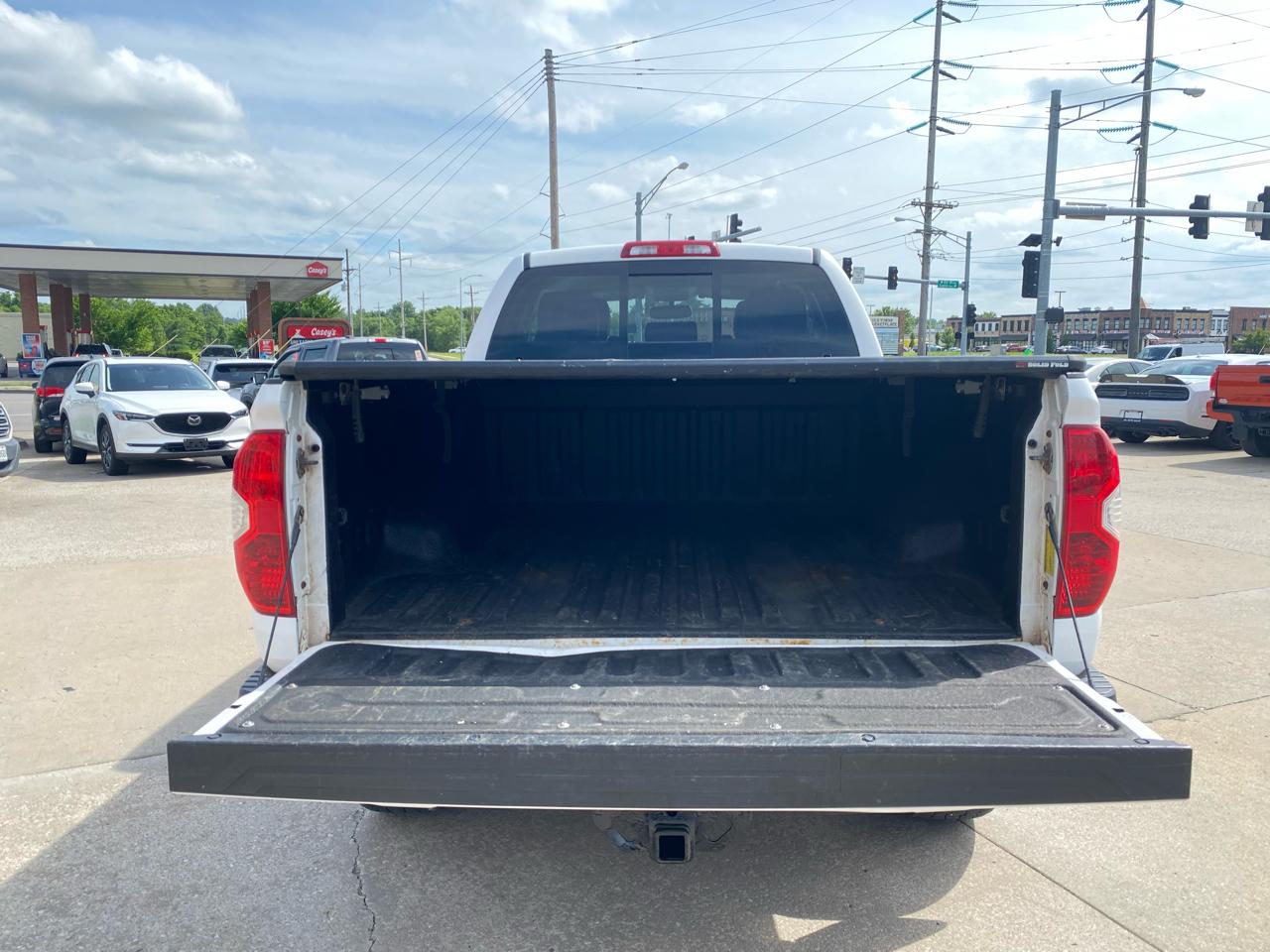 Toyota Tundra Limited Double Cab 5.7L 4WD 2014