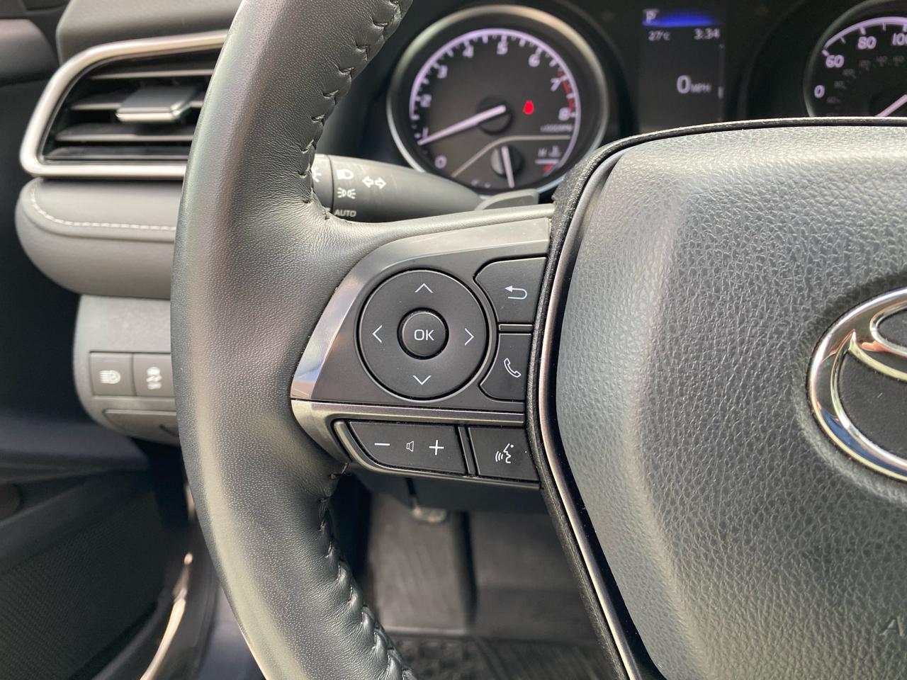 Toyota Camry SE 2024