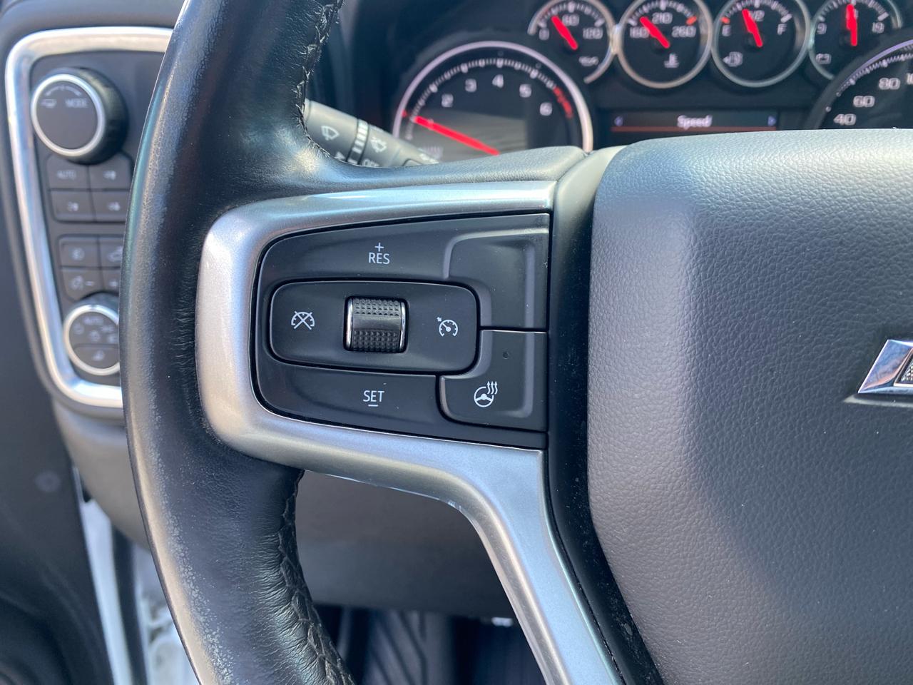 Chevrolet Silverado 1500 RST Crew Cab 4WD 2022