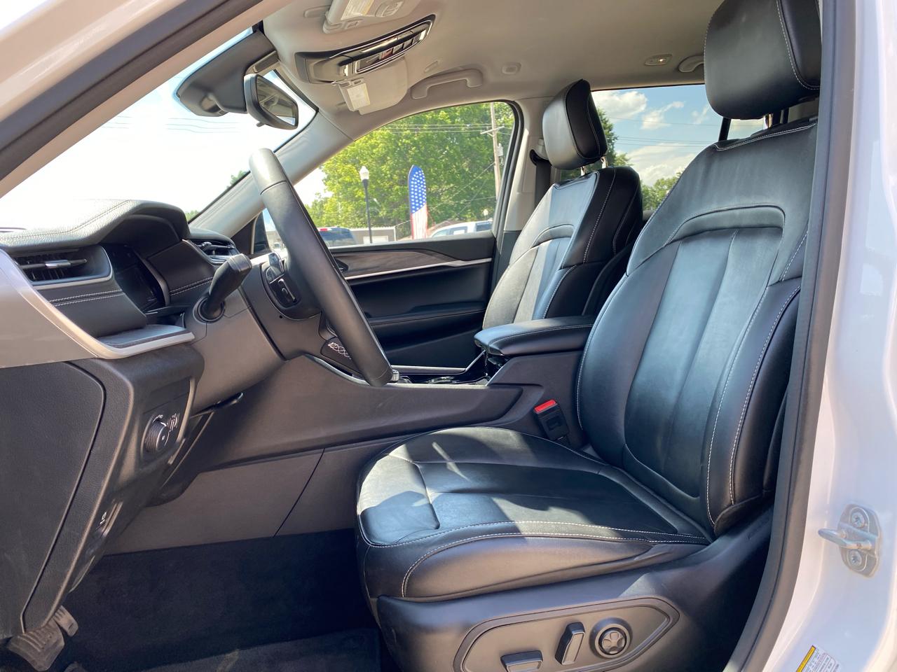 Jeep Grand Cherokee Limited 4x4 2023