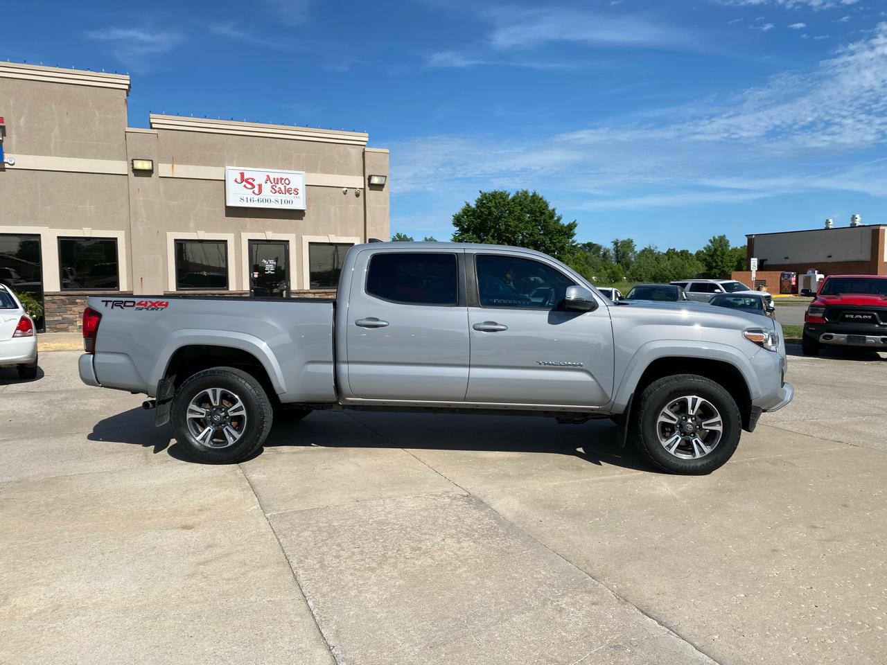Toyota Tacoma 4WD TRD Off Road Double Cab 6' Bed V6 AT (Natl) 2019