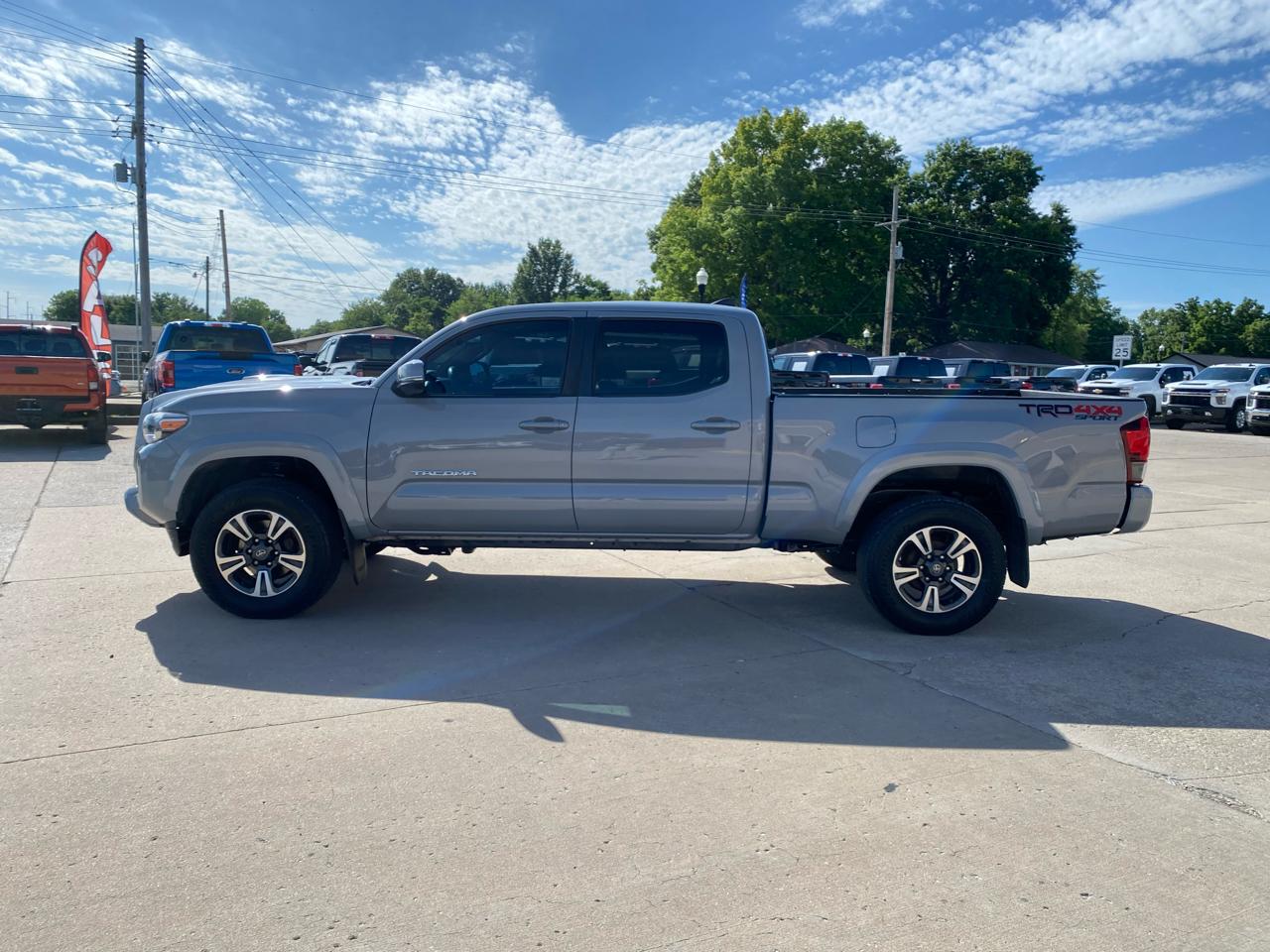 Toyota Tacoma 4WD TRD Off Road Double Cab 6' Bed V6 AT (Natl) 2019