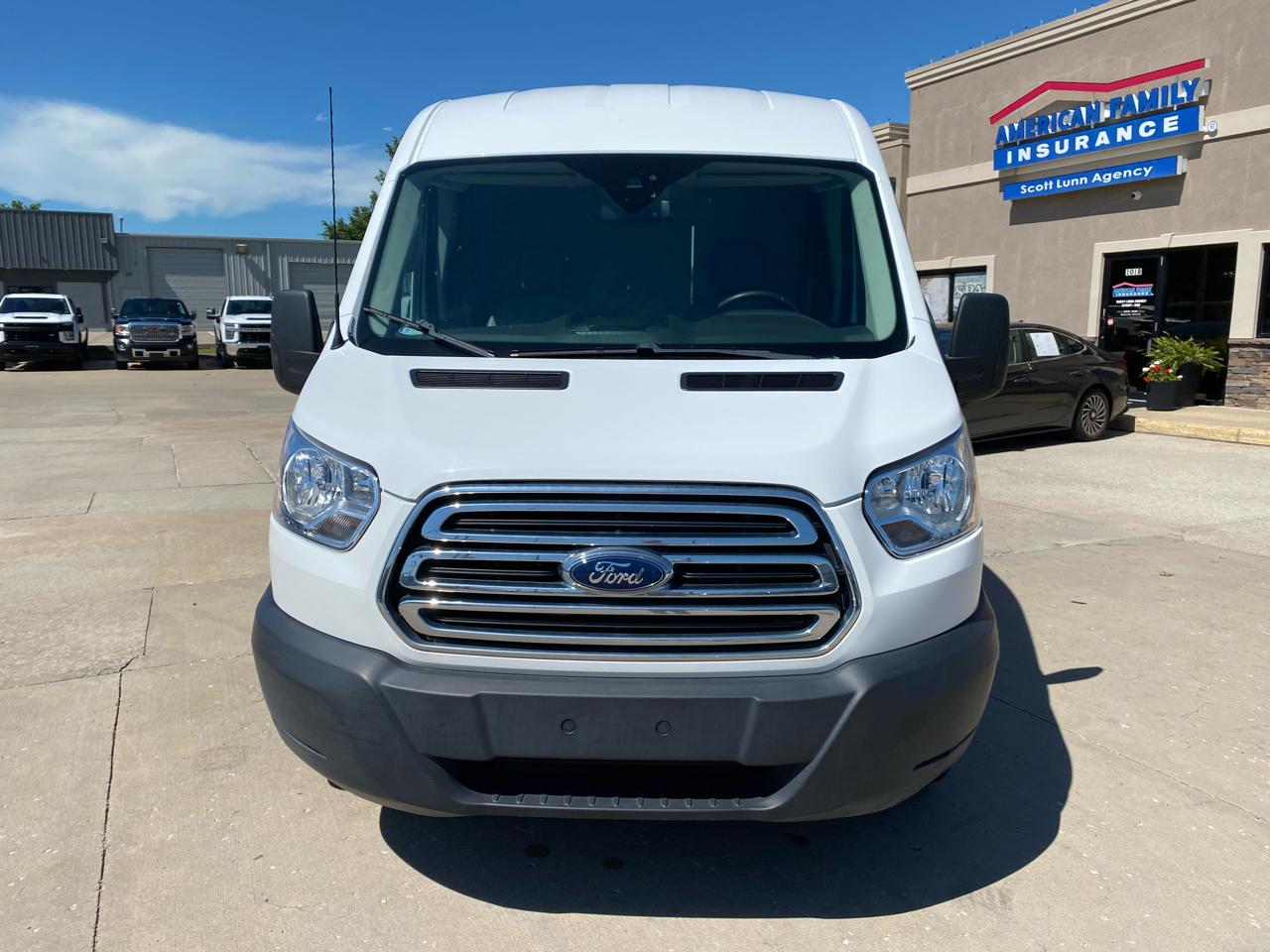 Ford Transit Van T-250 148" Med Rf 9000 GVWR Sliding RH Dr 2019