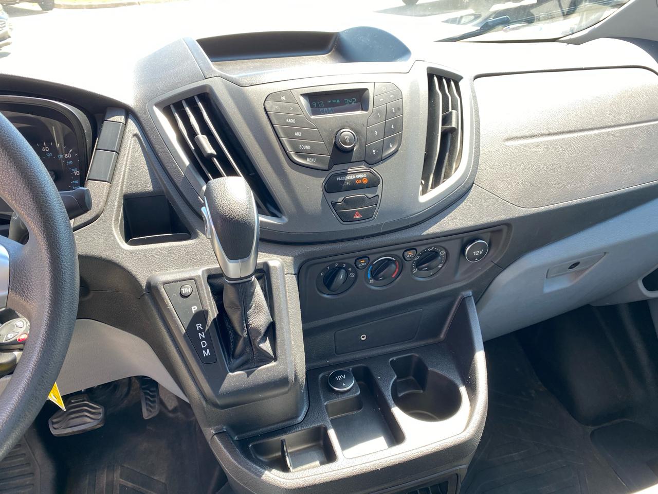 Ford Transit Van T-250 148" Med Rf 9000 GVWR Sliding RH Dr 2019