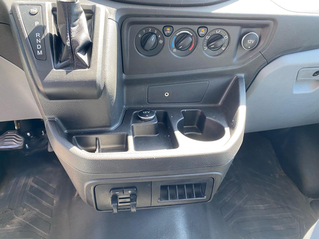 Ford Transit Van T-250 148" Med Rf 9000 GVWR Sliding RH Dr 2019