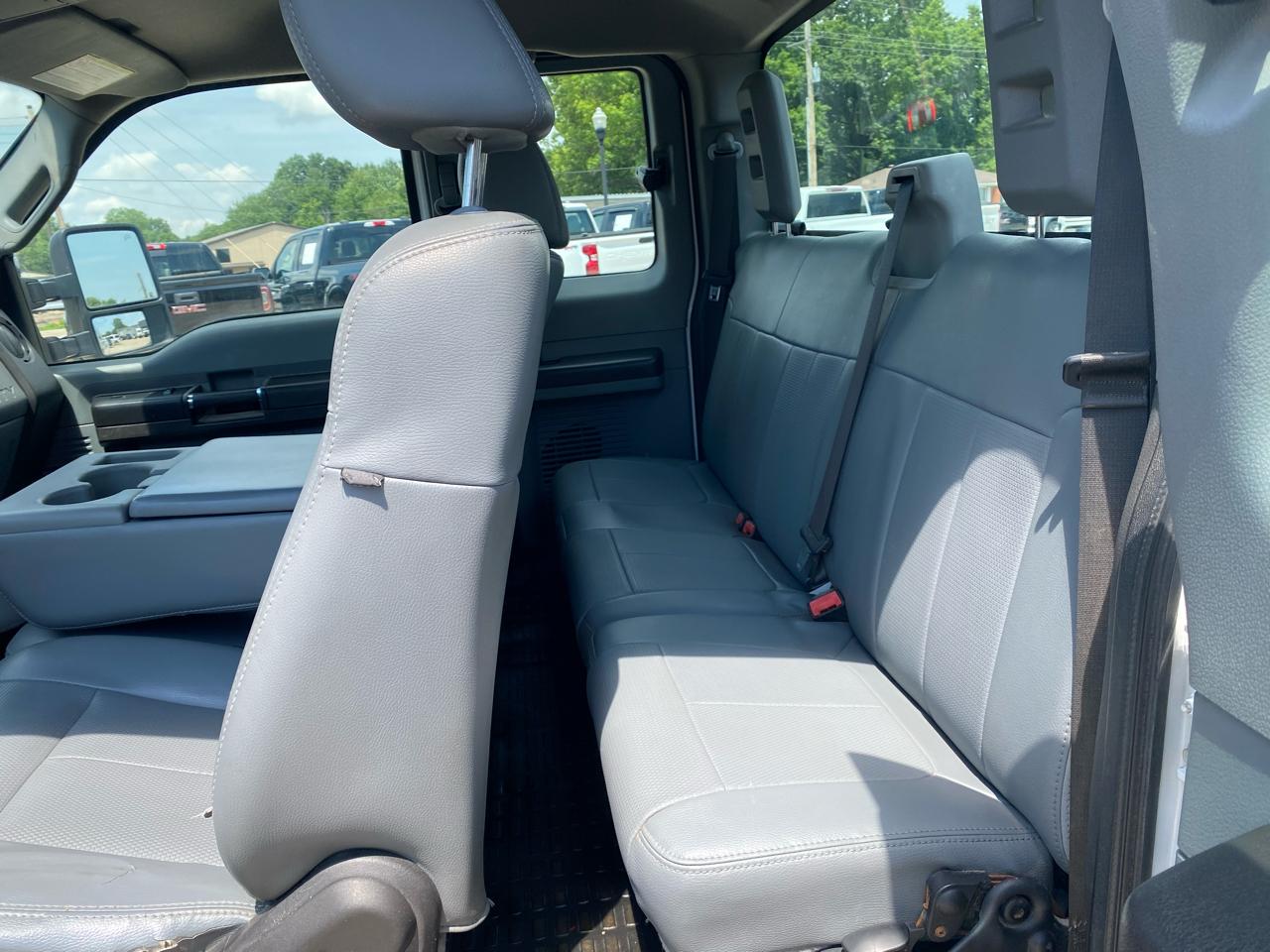 Ford Super Duty F-250 SRW 4WD SuperCab 158" XL 2011
