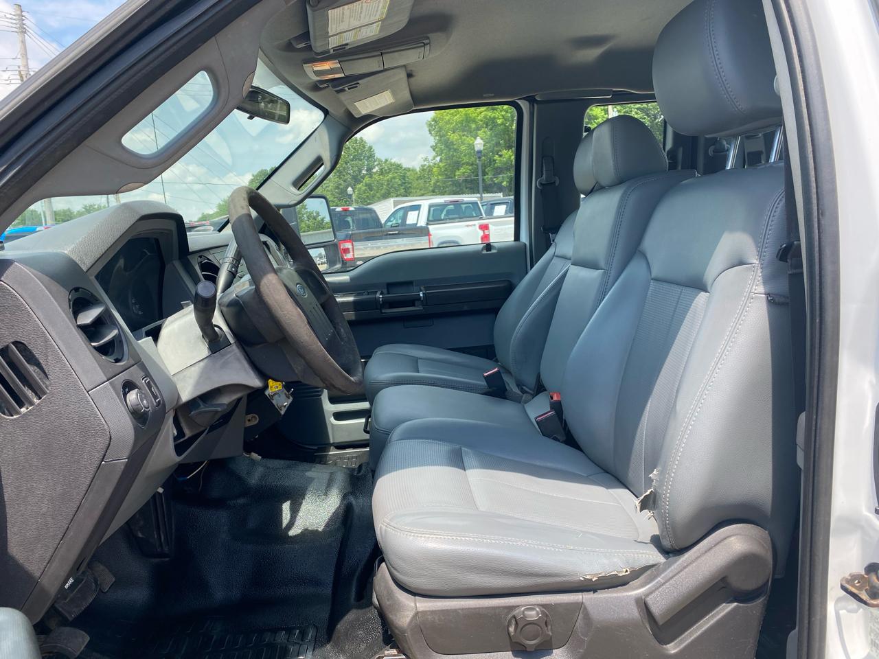 Ford Super Duty F-250 SRW 4WD SuperCab 158" XL 2011