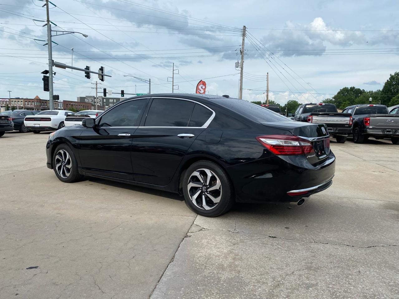 Honda Accord Sedan 4dr V6 Auto EX-L w/Navi & Honda Sensing 2016