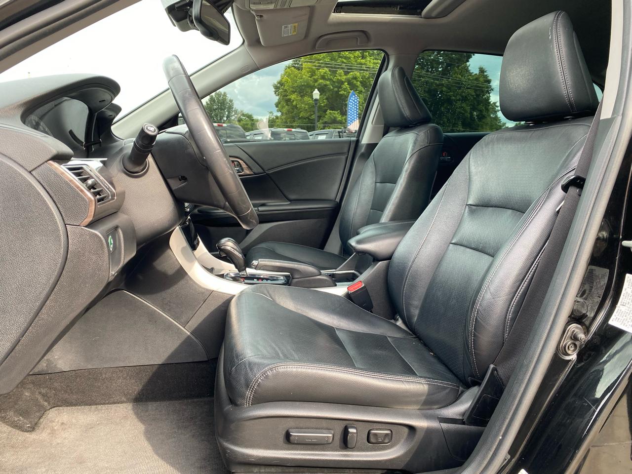 Honda Accord Sedan 4dr V6 Auto EX-L w/Navi & Honda Sensing 2016