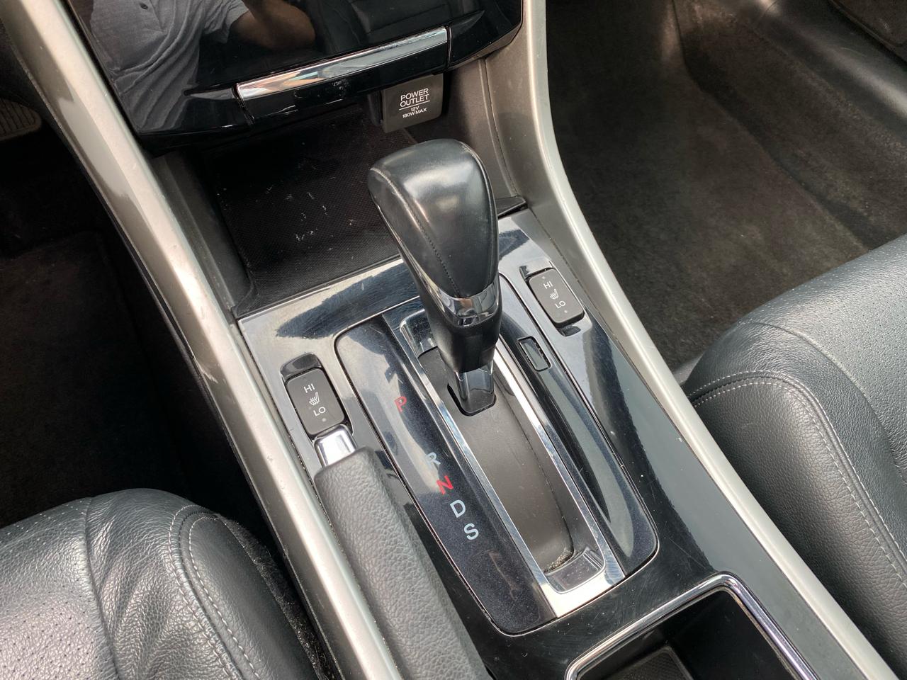 Honda Accord Sedan 4dr V6 Auto EX-L w/Navi & Honda Sensing 2016