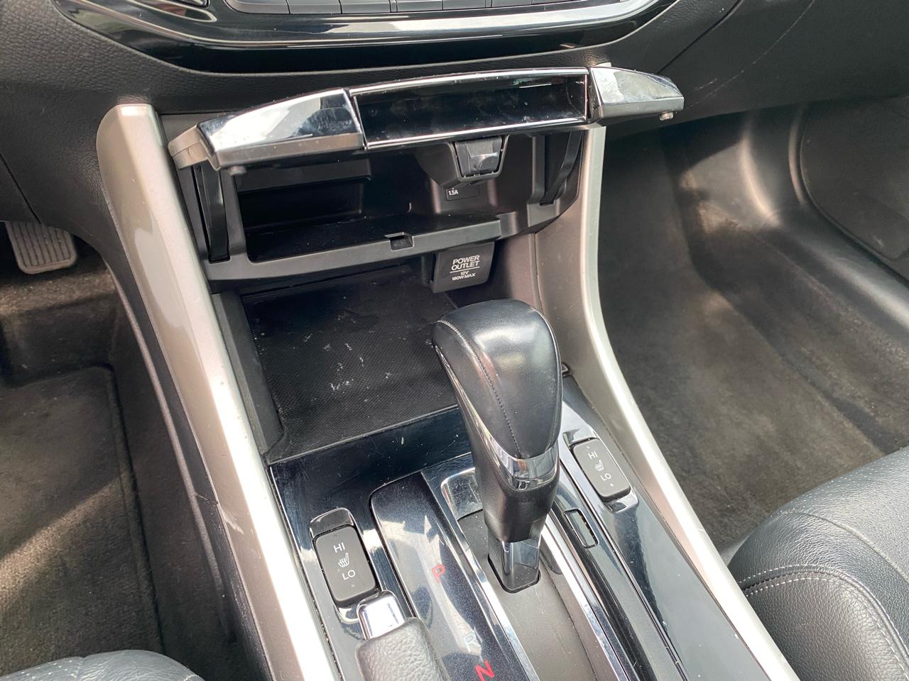 Honda Accord Sedan 4dr V6 Auto EX-L w/Navi & Honda Sensing 2016