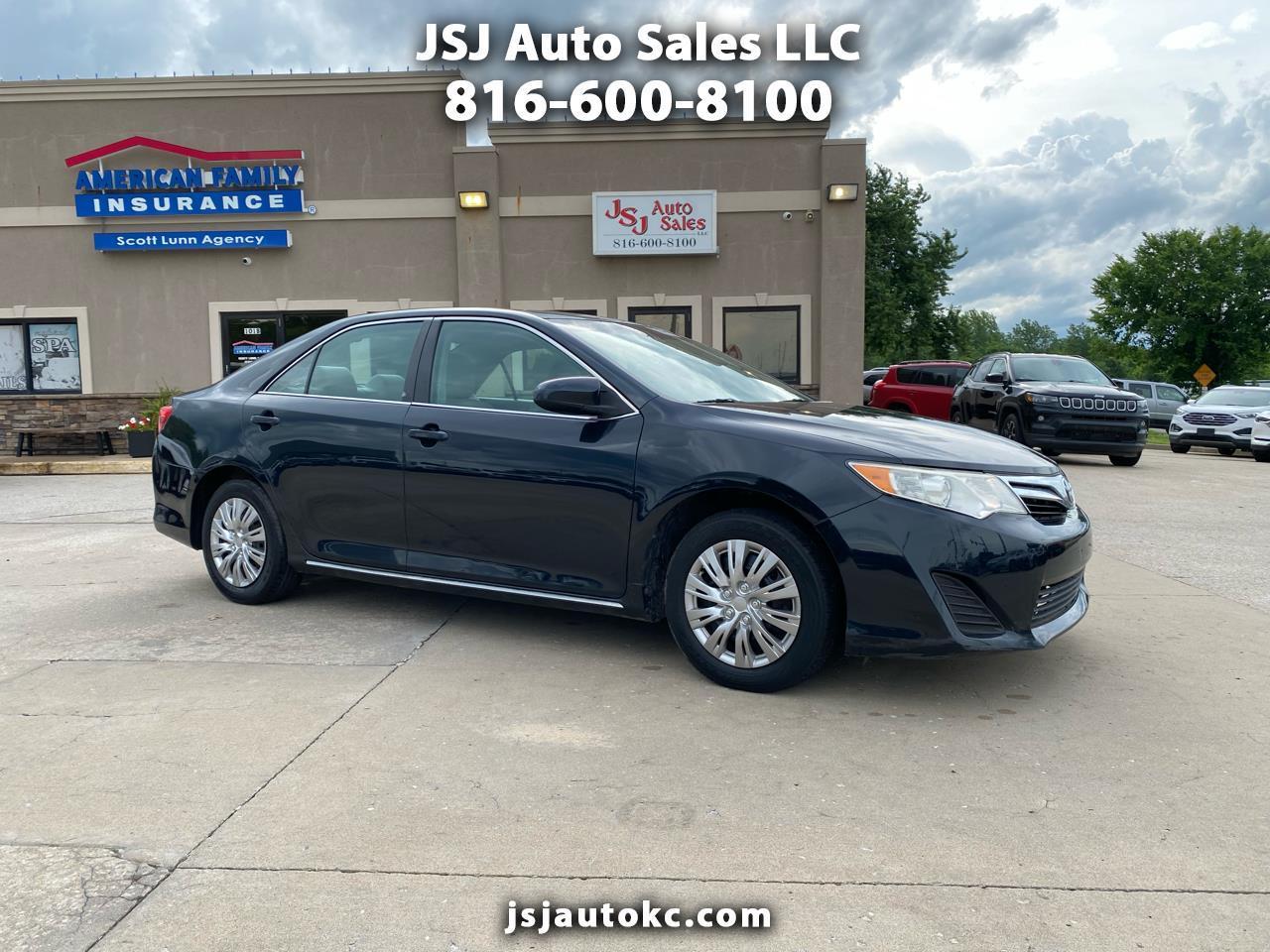 Toyota Camry  2014