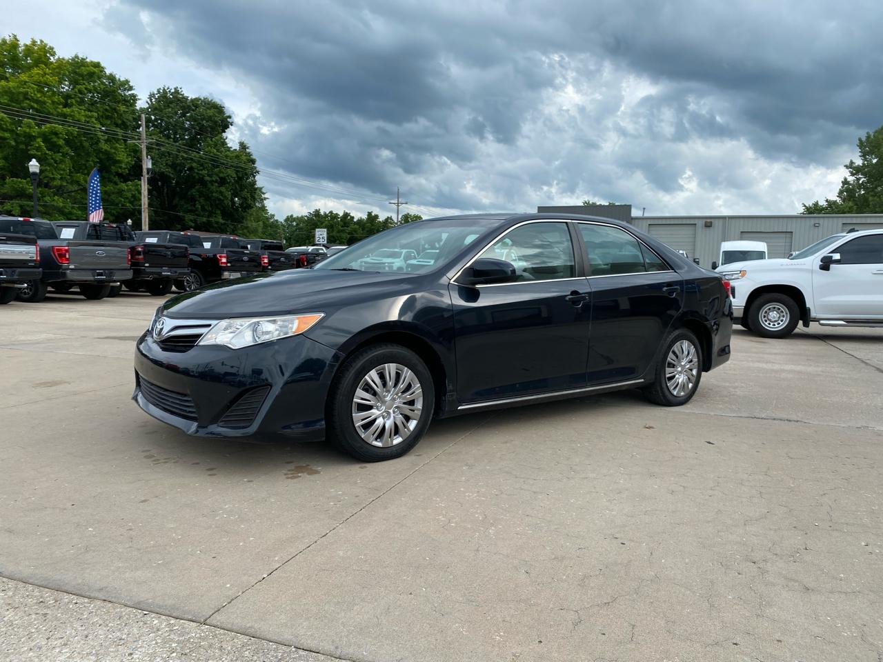Toyota Camry  2014