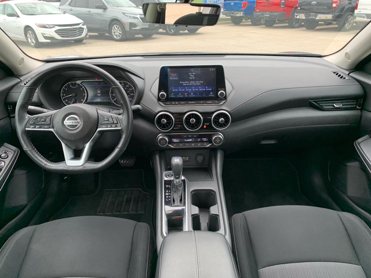 Nissan Sentra SV CVT 2022