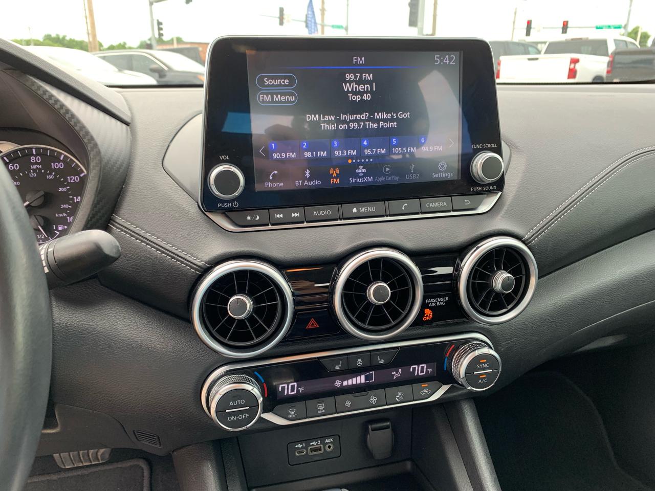 Nissan Sentra SV CVT 2022