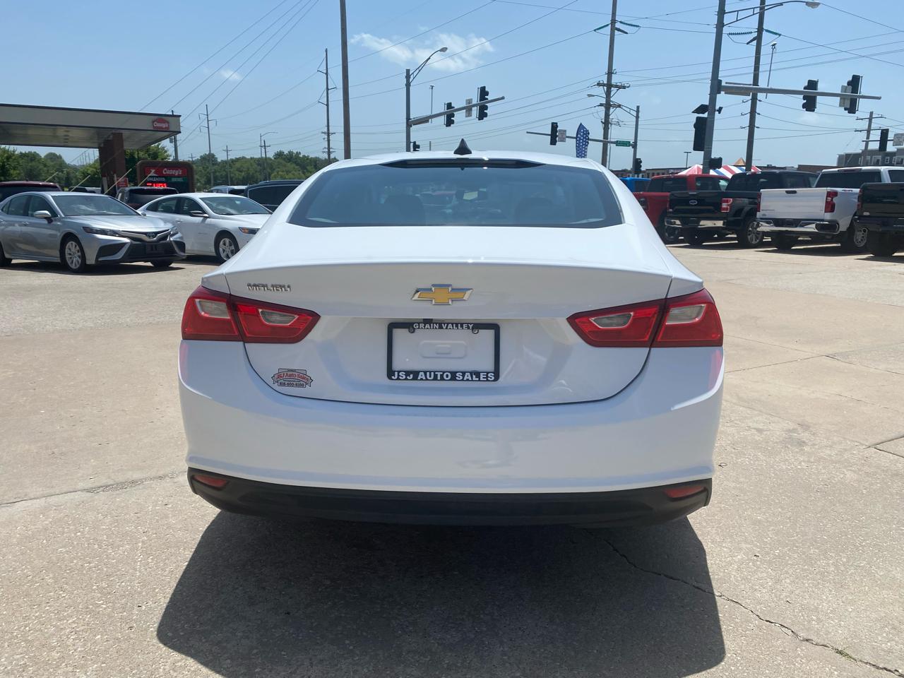 Chevrolet Malibu 4dr Sdn LS w/1LS 2022