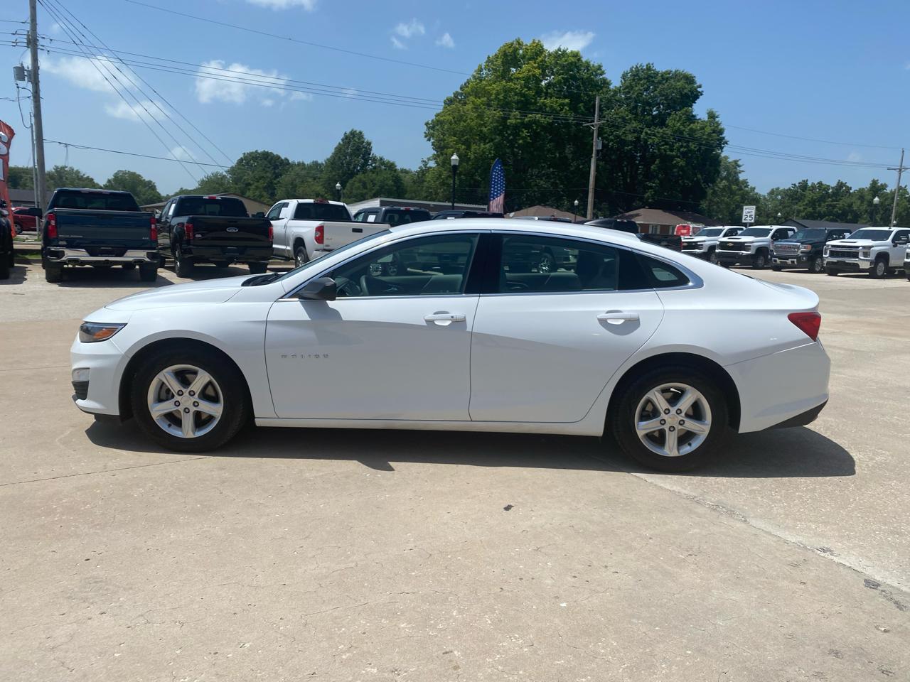 Chevrolet Malibu 4dr Sdn LS w/1LS 2022