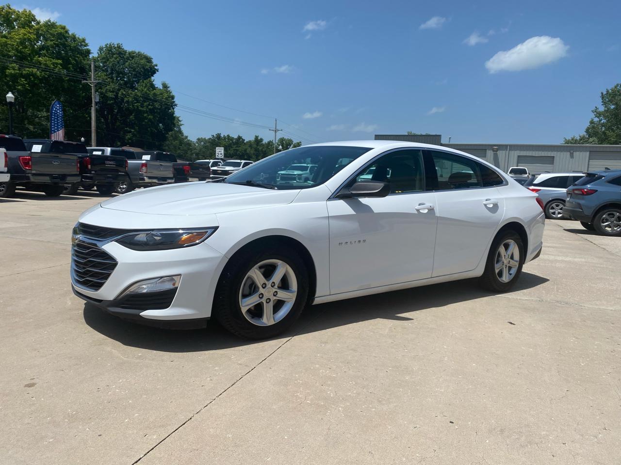 Chevrolet Malibu 4dr Sdn LS w/1LS 2022